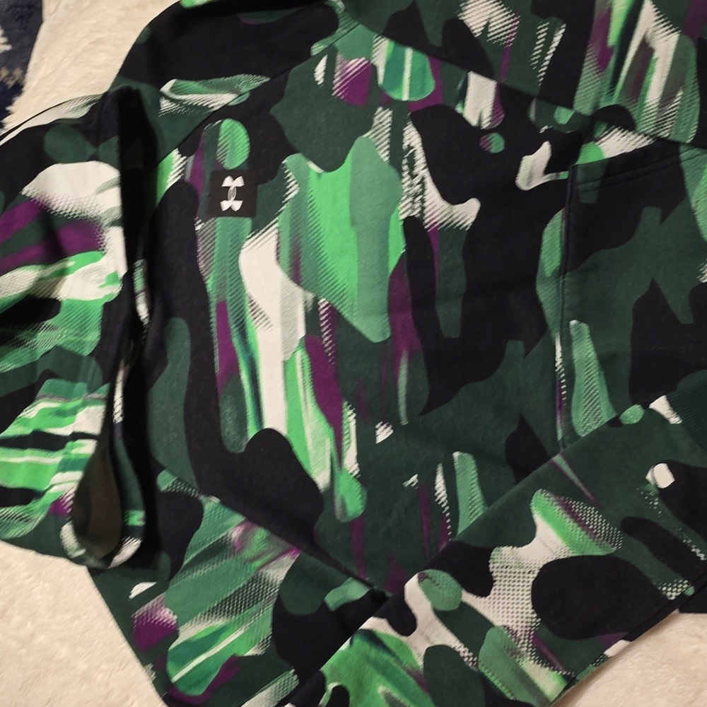 Under Armour Hoodie